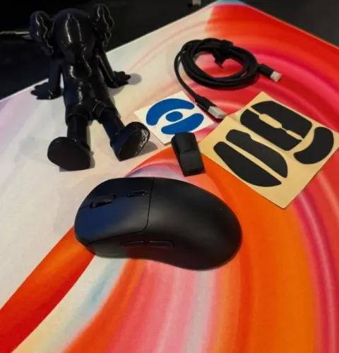 Rapoo VT3 Max (PAW3398 - Dongle 8K Incluso)
