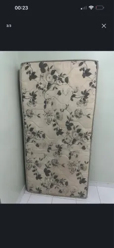 Encaixe de baixo cama solteirão