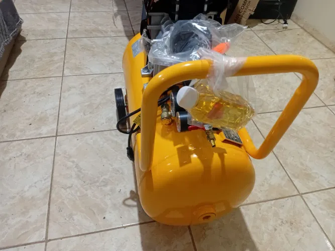 COMPRESSOR 50 LITROS