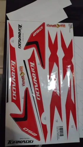 Kit adesivo XR 250 Tornado 2002/2008
