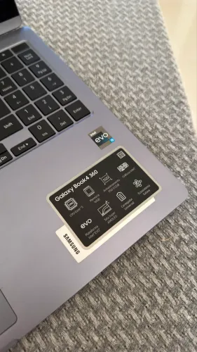 Samsung book 4 360 core 5 16Gb 512ssd