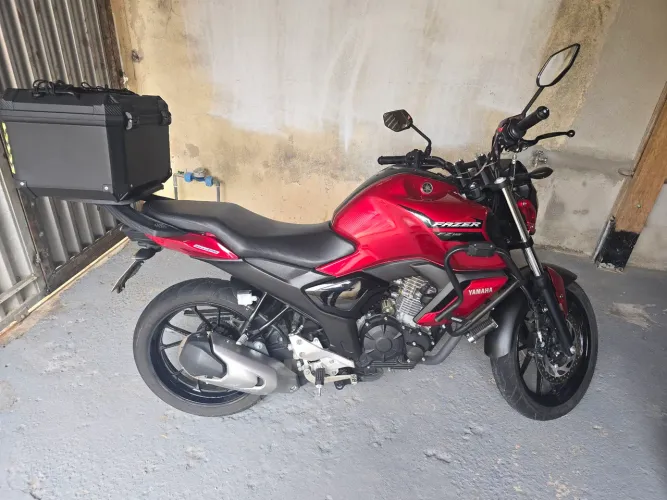 FZ 15 único dono