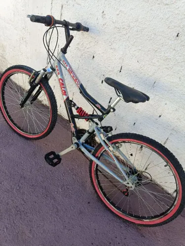 Bicicleta aro 24 juvenil