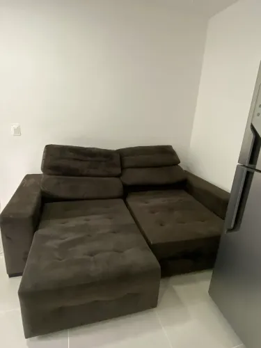 Sofá retrátil e reclinável 