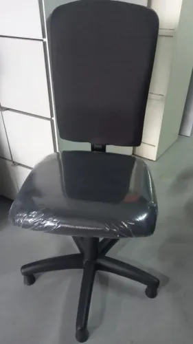 Cadeira Tecno para costura NR 17 com sapatas 
