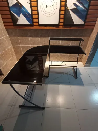 Mesa escrivaninha tampo de vidro 