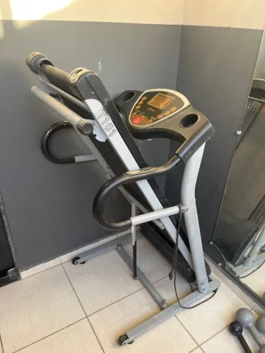 Esteira Treo Fitness