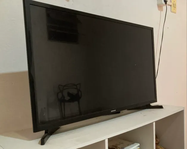 TELEVISÃO SMART 32 POLEGADAS