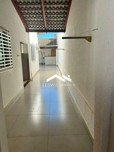 Casa em Jardim Inconfidência, Uberlândia - 128,48 m² úteis, 3 quartos.