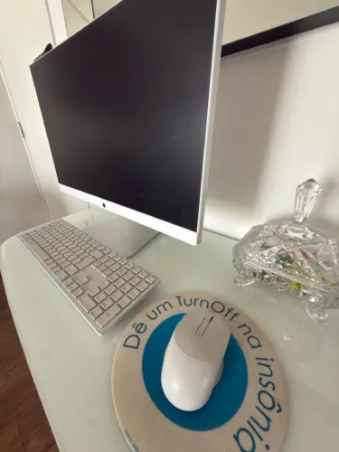computador All-in-One da marca Grasep, modelo Maximus D-AI05