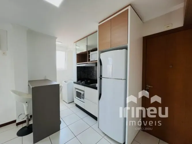 Apartamento studio moderno semimobiliado no Bucarein!