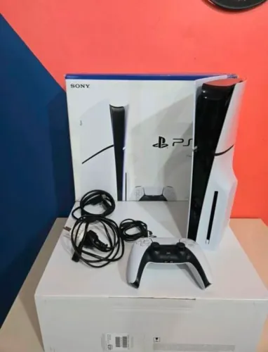 Play station 5 vai com 2 controle e 2 jogos