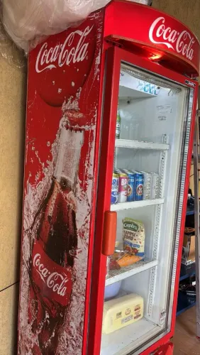 EXPOSITORA METALFRIO COCA COLA 378 LITROS