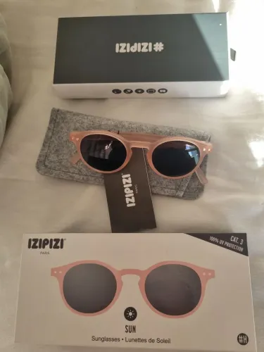Óculos izipizi