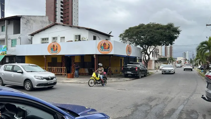 Pastelaria precisa-se de pessoas q atuam no ramo de pastelaria fechador e fritador