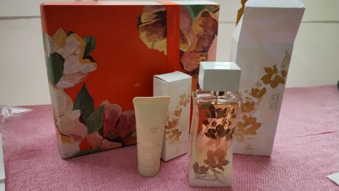 Kit Natura Essencial Floral