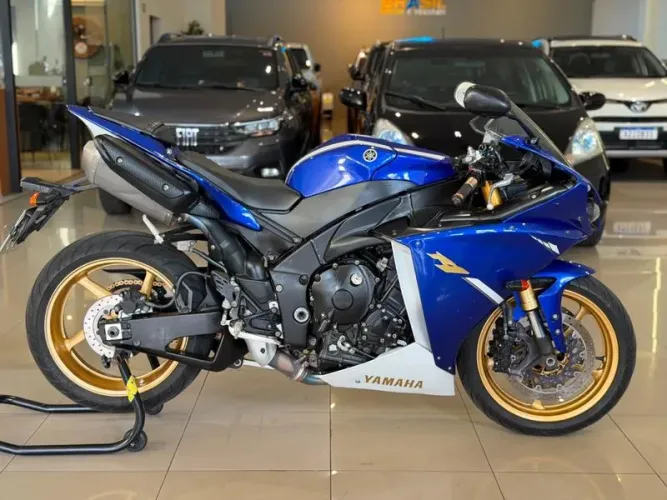 YAMAHA YZF R1 2013