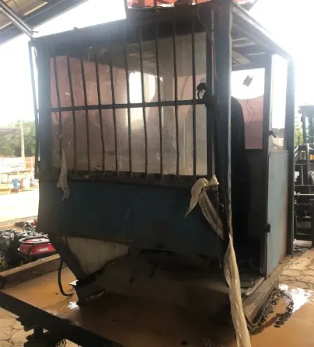 Cabine de Máquina - 406 kg