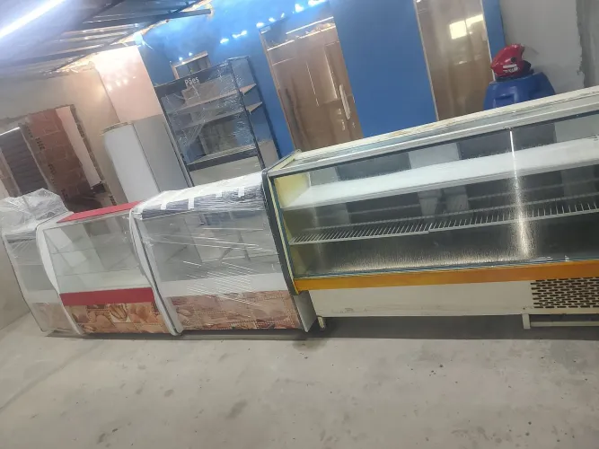 Padaria completa com itens que tá no plástico ainda e só pegar e trabalhar 