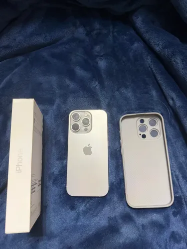 iPhone 16 pro ( sem detalhes ) saúde bateria 99%