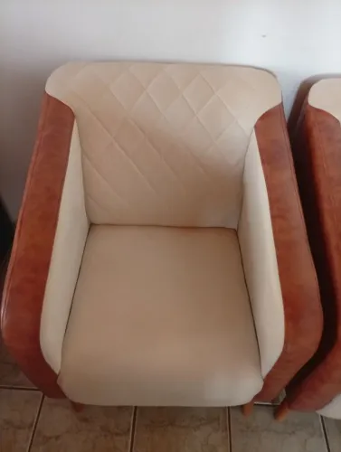 2 Poltronas consultório/ escritório/ recepção