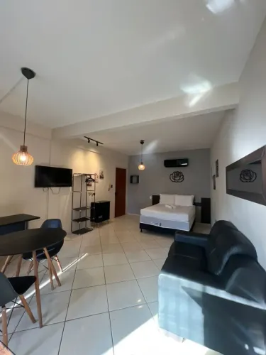 FLAT MOBILIADO AMPLO EM GUARUS  PRÓXIMO AO IFF | R$ 1.850/mês com água, condomínio e IPTU 