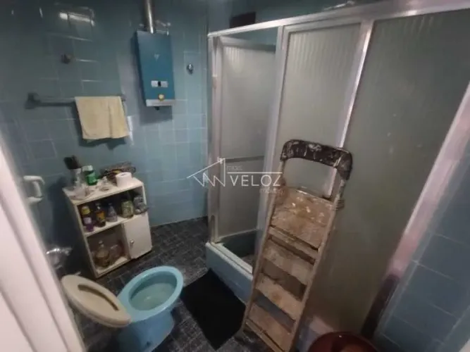 Apartamento : / Residencial / Glória