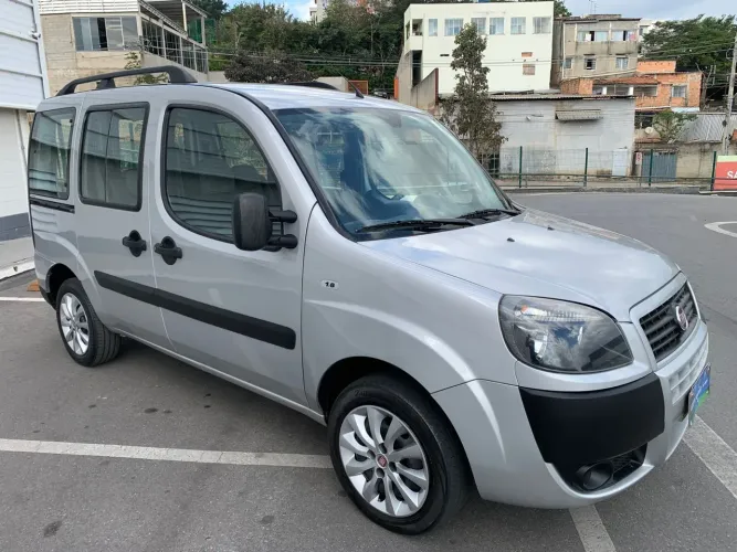 Fiat Doblo Essence 1.8 Flex 16V 5P 2021