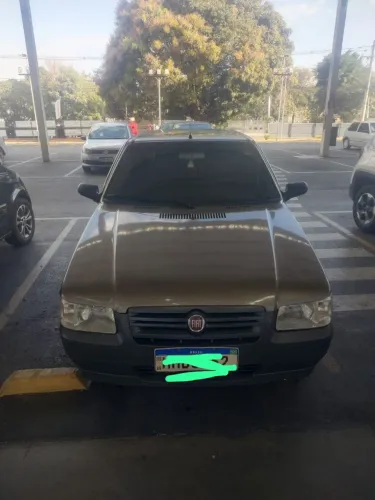 Fiat Uno Mille Celeb. WAY Econ. 1.0 F.flex 4P 2010
