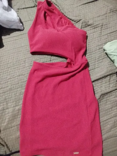 Vestido vermelho nunca usado