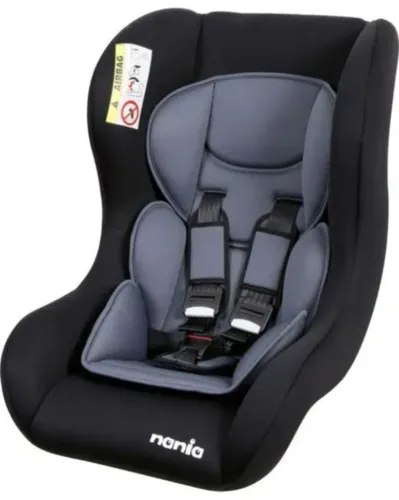 2 cadeirinha p carro usada porém conservada