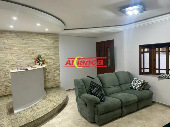 CASA PARA ALUGAR COM 150M², 2 QUARTOS, 5 VAGAS, PISCINA, VILA FLORIDA - GUARULHOS/SP