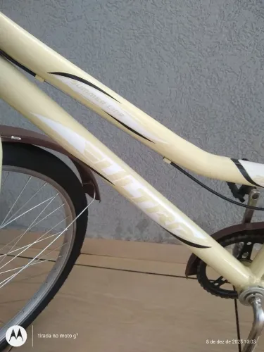 Bicicleta aro 26 sem marcha