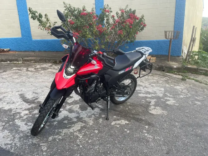 Lander 250cc a mais nova da OLX pouco rodada