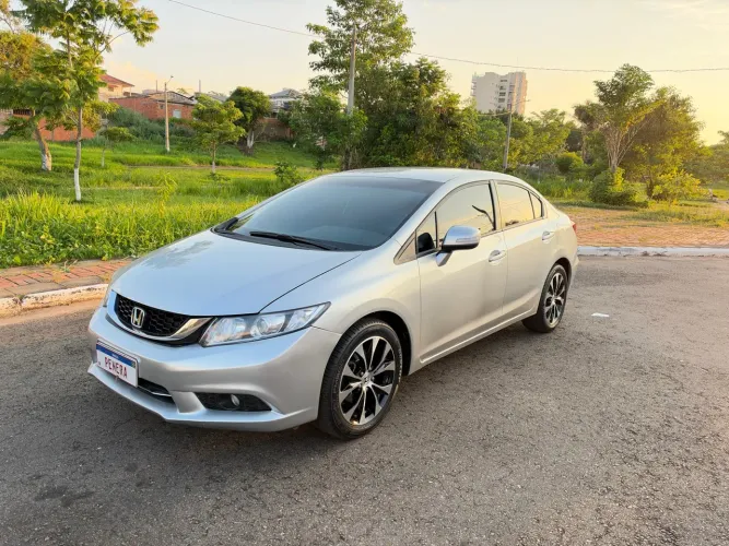 Honda Civic Sedan LXR 2.0 Flexone 16V Aut. 4P 2016