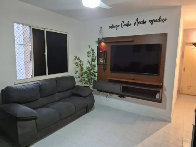 Condomínio Morada dos Faróis com 3 Quartos, Garagem e Lazer - 72m²