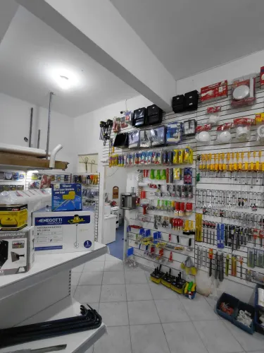 Vendo lotes de material de construção 