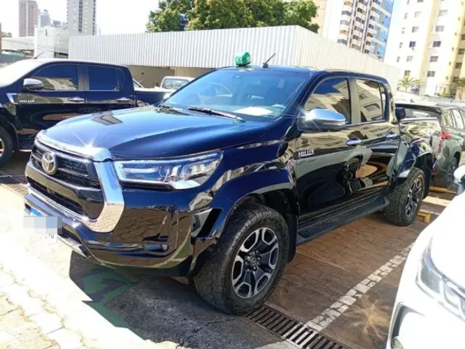 Toyota Hilux CD SRX 4X4 2.8 TDI 16V Diesel Aut. 2024