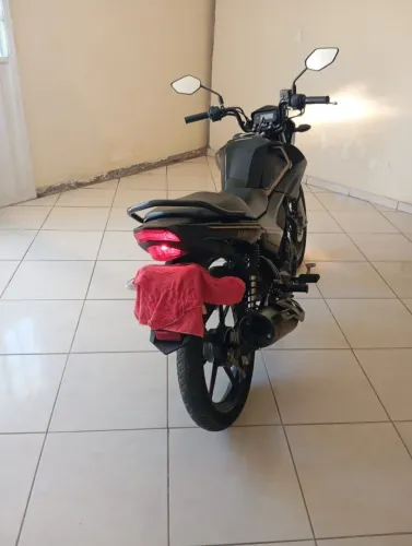 Moto Yamaha Factor 150ED Preta 2024
