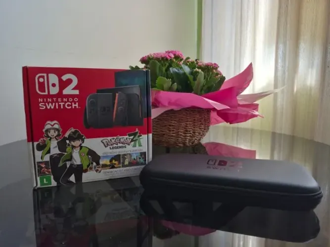 Nintendo Switch 2 - Estado de Novo - Usado Pouquissimas Vezes - Com Case em Acrílico e Bag