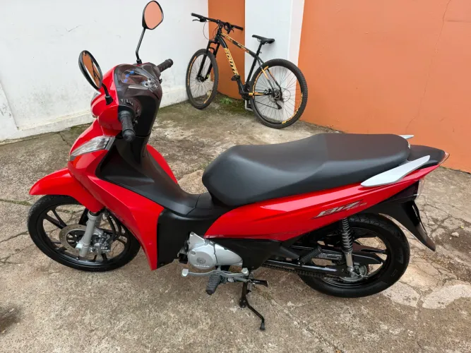 Biz 125 EX única dona