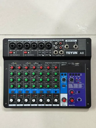 Mesa de Som TEYUN A8 8 Canais USB + Efeitos