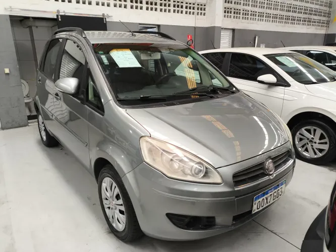 Fiat Idea Attractive 1.4 Fire Flex 8V 5P 2013