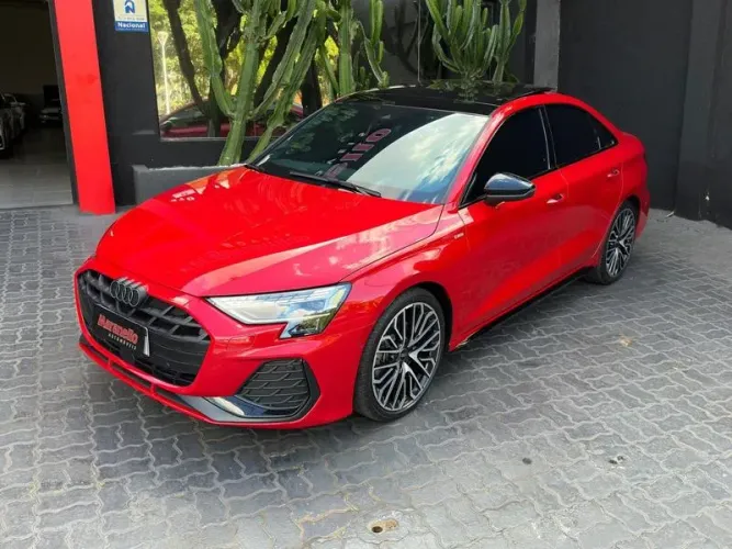Audi A3 Sed. Perform. Black 2.0 TFSI S-tronic 2025