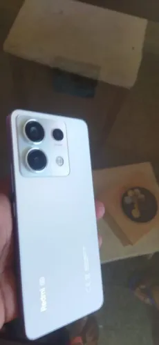 Xiaomi note 13 pró 5g zero sem nenhuma marca de uso ou queda,256 de memória e 8 de ram 
