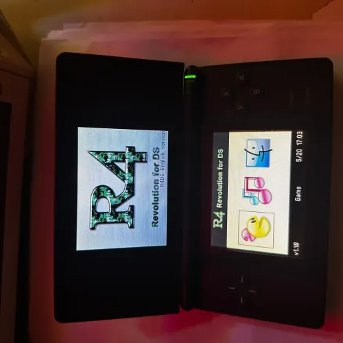 Nintendo Ds lite - DESBLOQUEADO R4