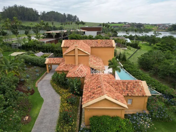 Casa à venda no Condomínio Fazenda da Grama em Itupeva/SP