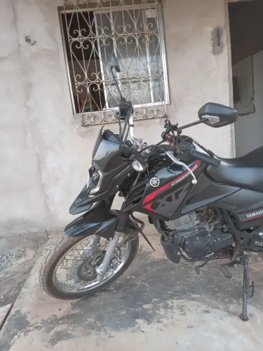 Moto croser 2025