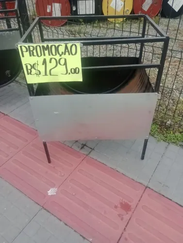 Churrasqueira por apenas 129 reais ganhe um carvão de brinde 