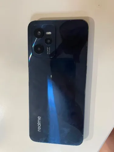 Realme C 35
